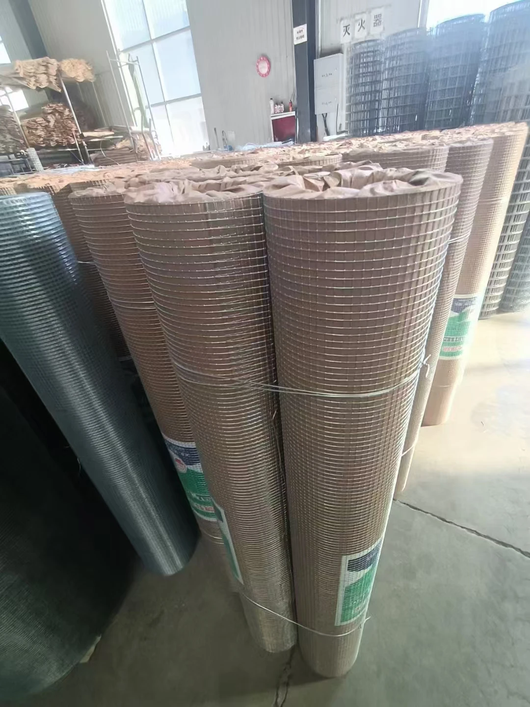 Enhancing Workplace Safety with Steel Mesh Screen
